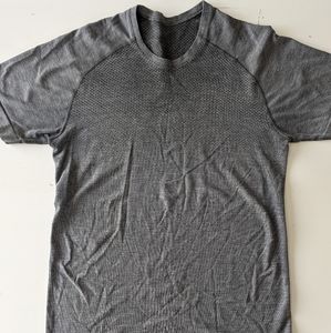 Lululemon T-shirt